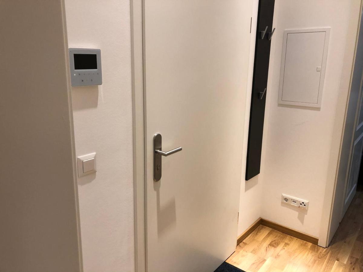 Exquvisit One Apartment *
